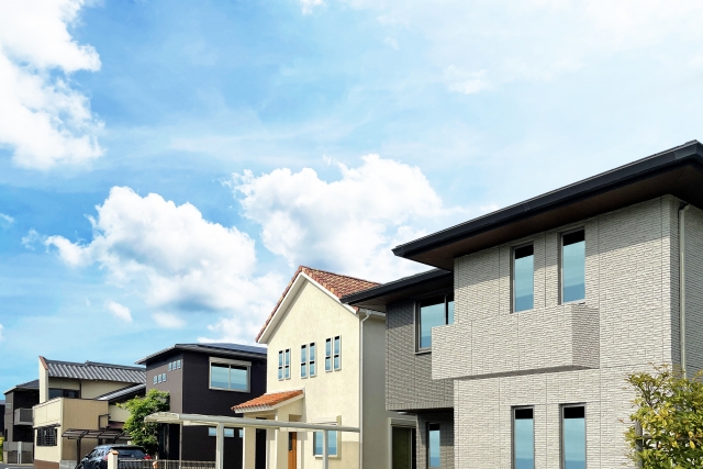 一戸建てフルリフォームは2000万円でどこまでできる？事例をもとに費用内訳と注意点を解説