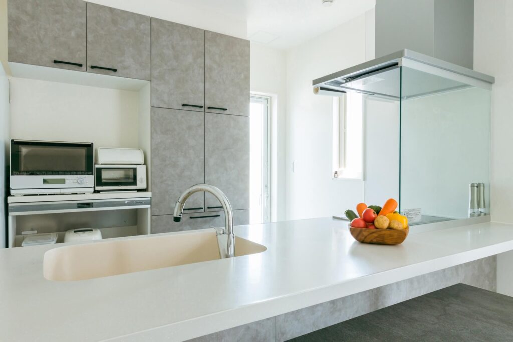 キッチンリフォームは何年経ったらすればいい?交換のタイミングや2つのポイントを解説